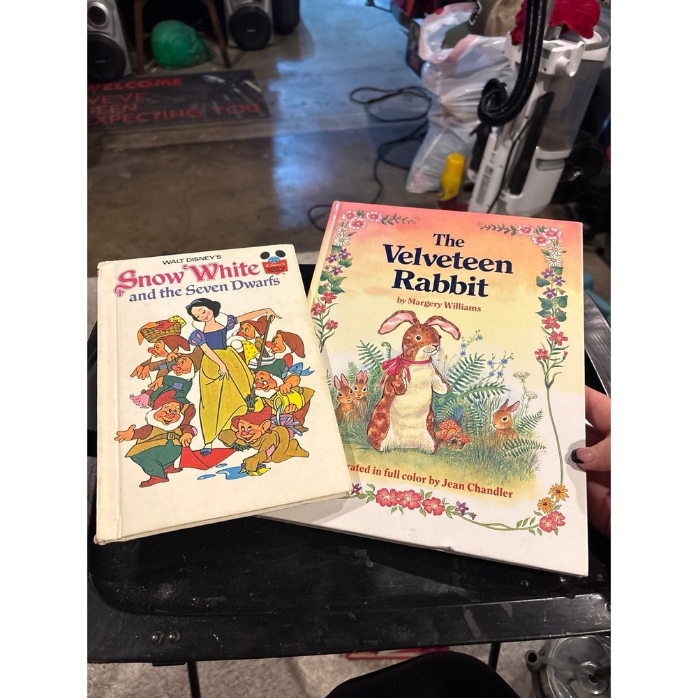 Vintage Snow White Disney & The Velveteen Rabbit Hardcover Books Set